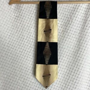 Ottimo Uomo men’s silk neck tie